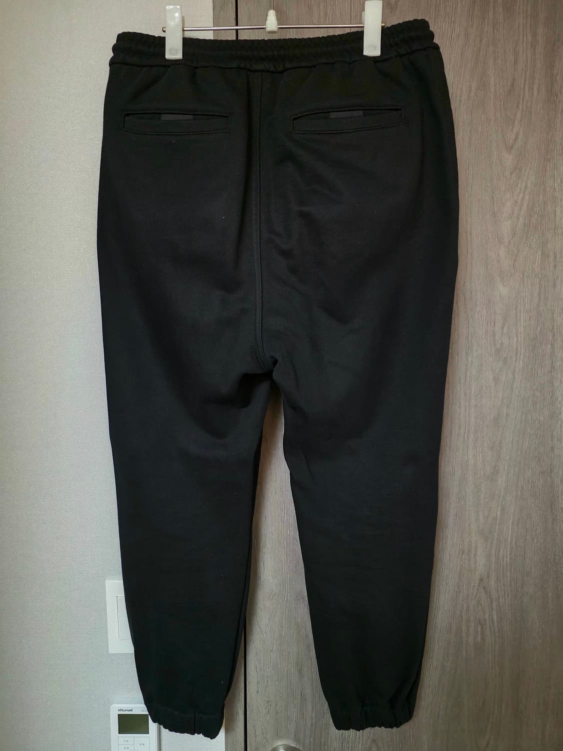 준지 시그니처 핏 스웨트 팬츠 (46) 상품이미지3