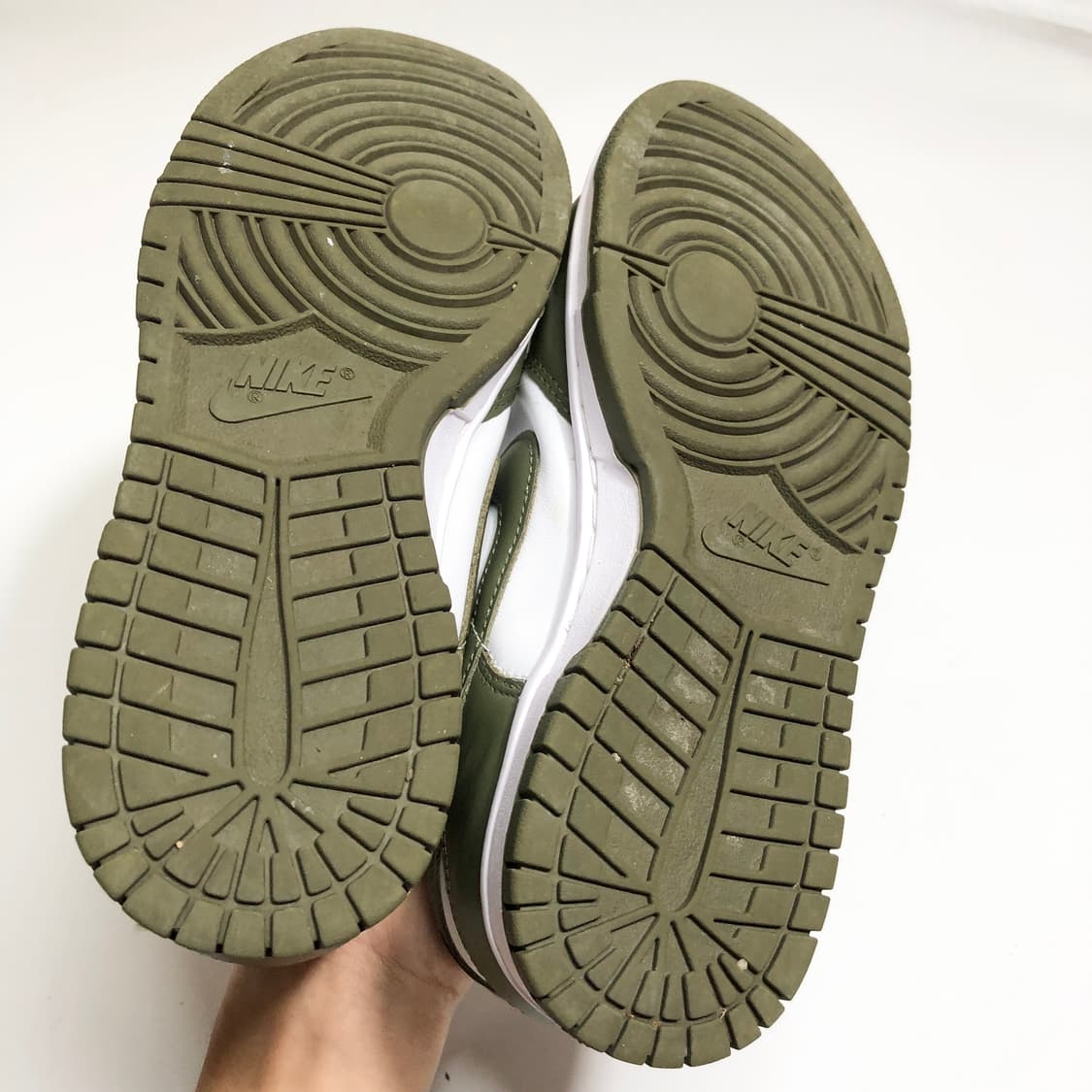 나이키 덩크로우 미디엄 올리브 240 상품이미지7