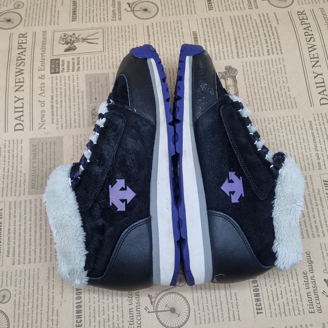 데상트 블랙 퍼 방한화 250 상품이미지5