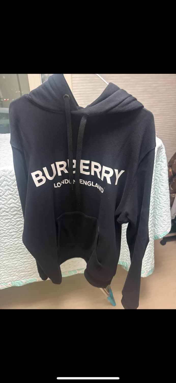 버버리 블랙후드티 상품이미지1