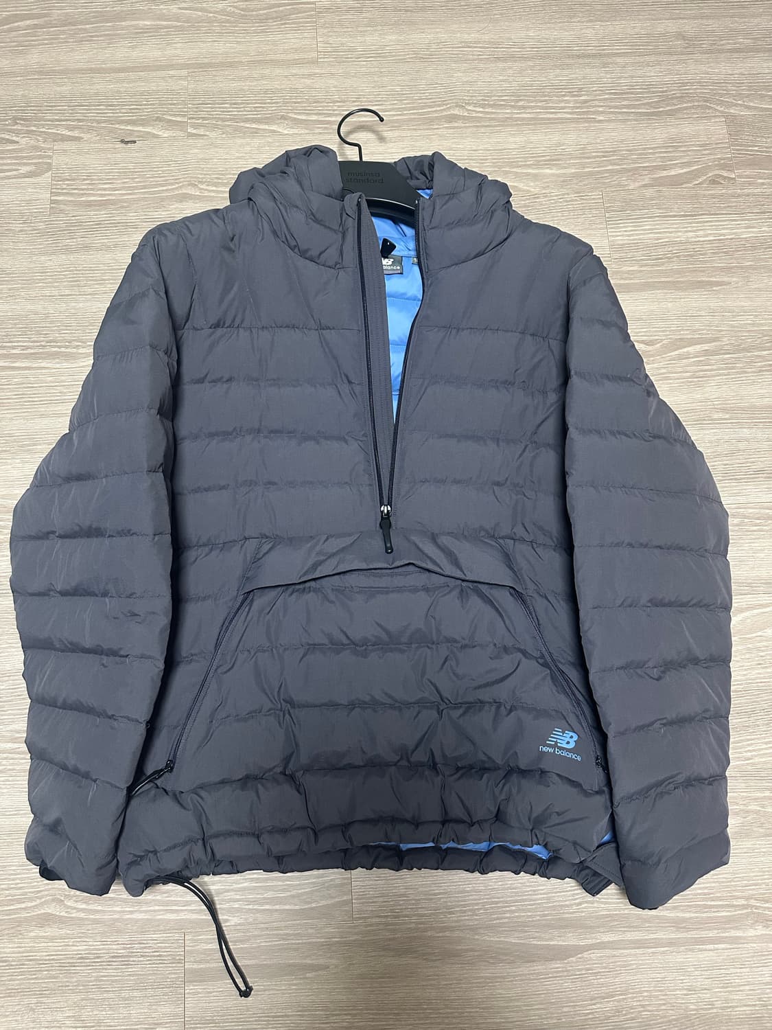 뉴발란스 아노락 경량패딩m 팝니다 상품이미지1