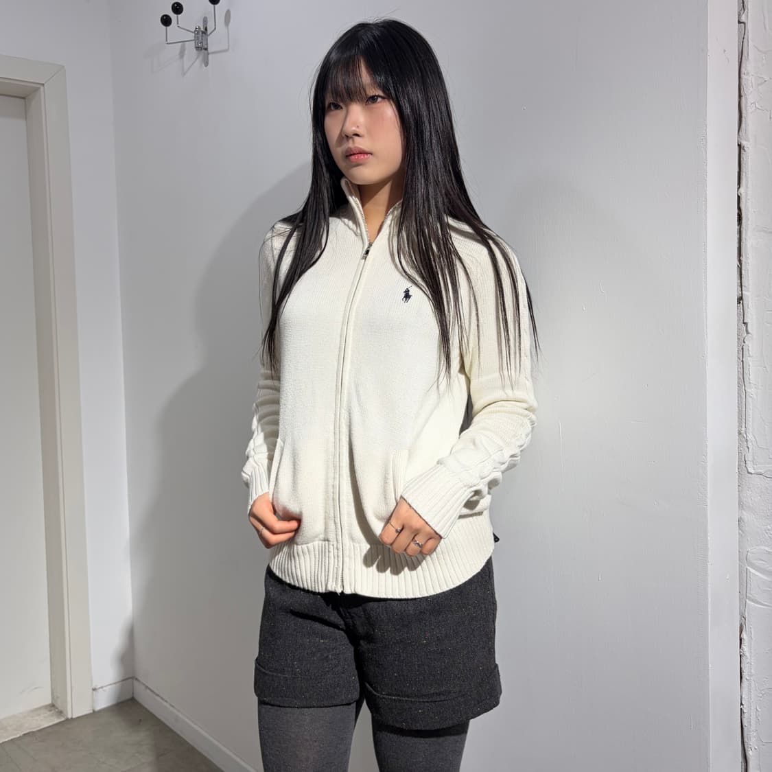 폴로 흰색 화이트 꽈배기 니트 자켓 상품이미지1