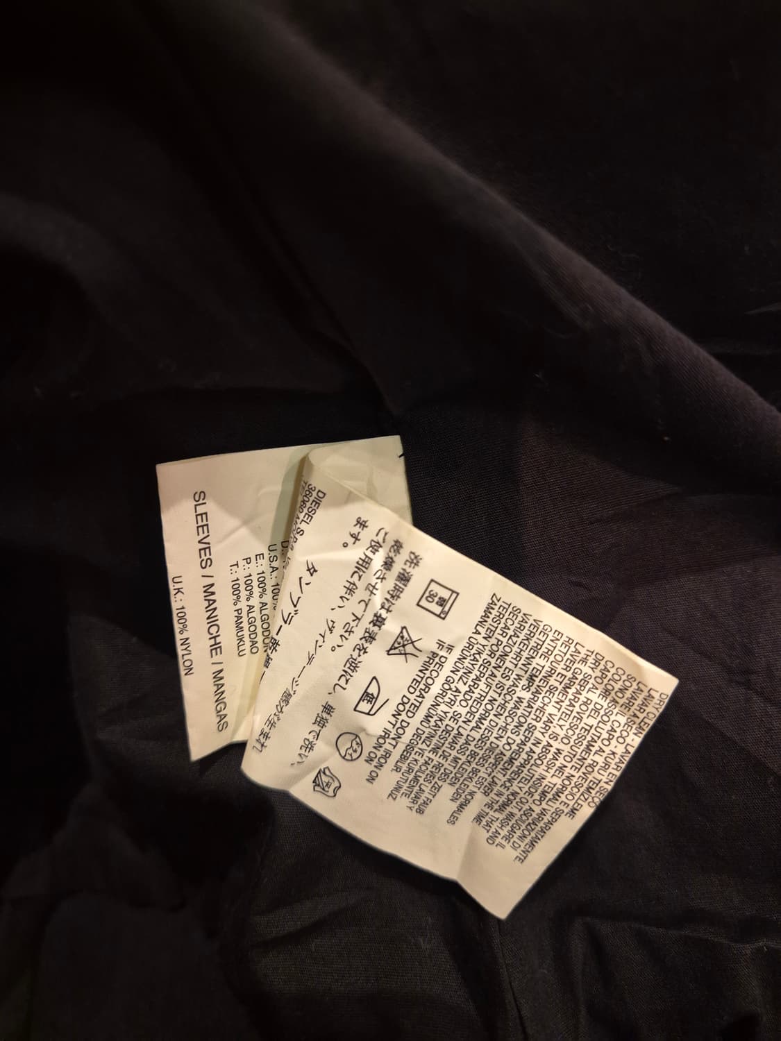 디젤l 블랙 자켓입니다
사이즈는 XS입니다 90-95 상품이미지10