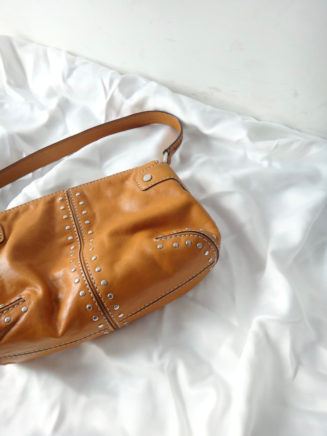 MICHAEL KORS stud mini bag 상품이미지3