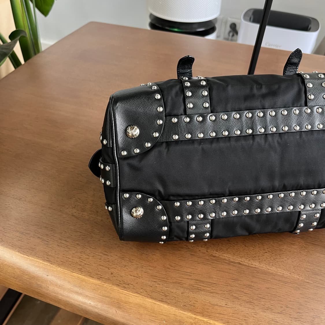 프라다 나일론/레더 스터드 토트백 상품이미지7