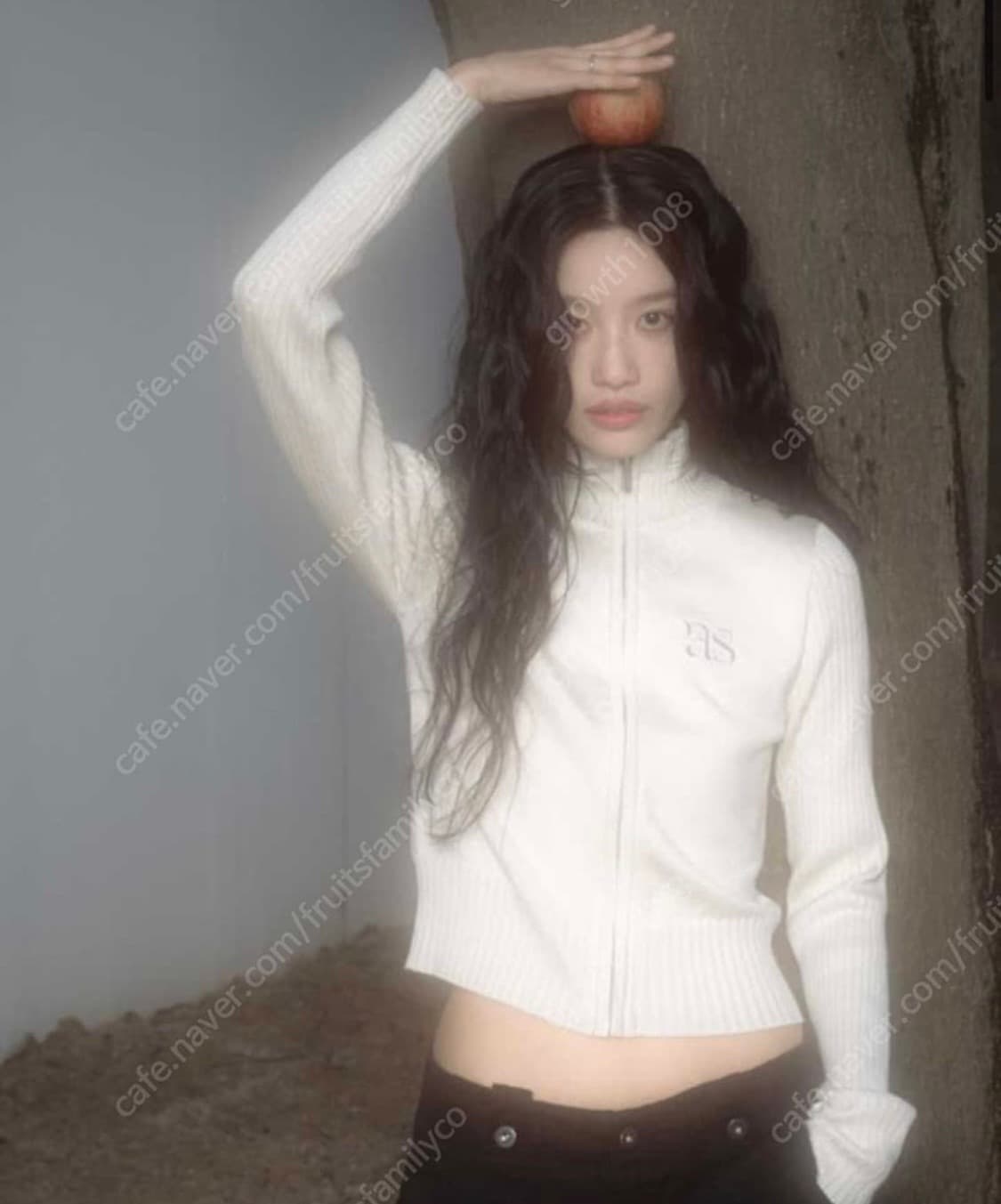 애즈온 니트집업 상품이미지1