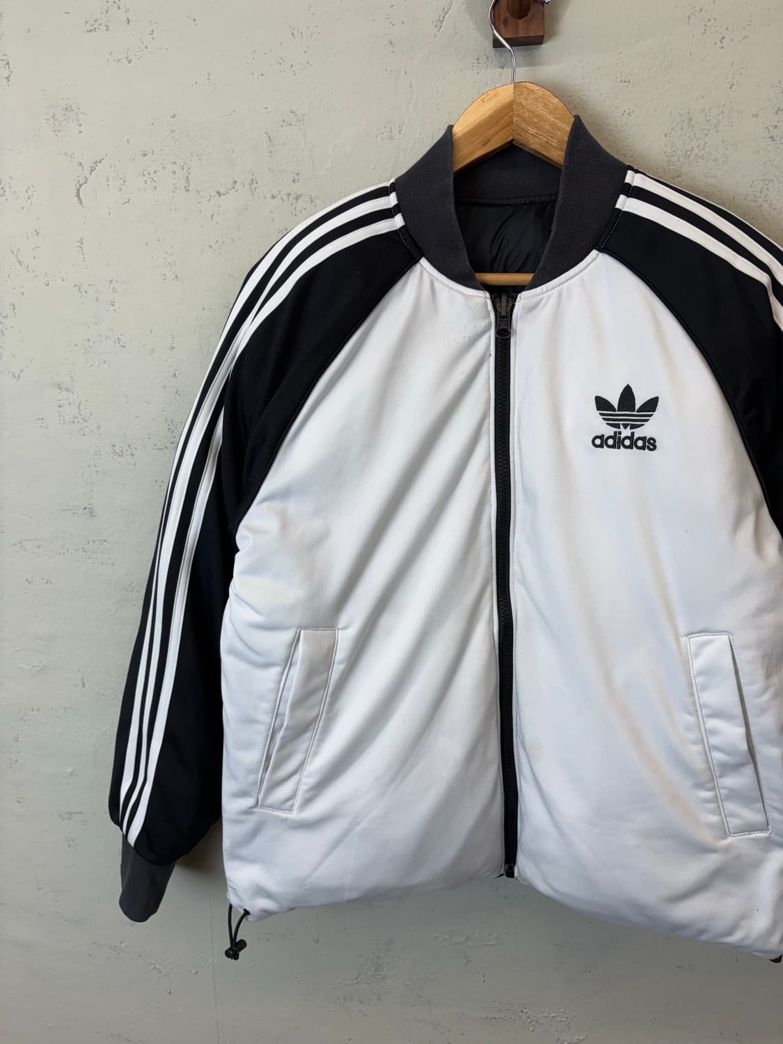 아디다스 빈티지 흰검 리버시블 숏패딩 상품이미지6