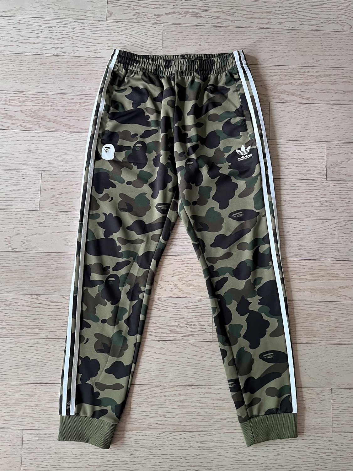 베이프X아디다스 카모트랙 팬츠 녹계 XL 상품이미지2