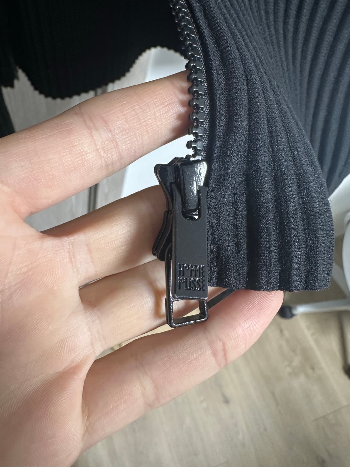 [3] 옴므플리세 집업 상품이미지3