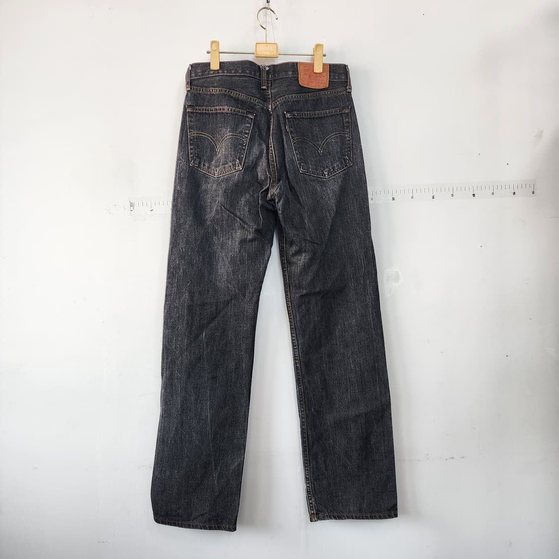 리바이스 503 블랙 워싱 데님 팬츠 상품이미지3