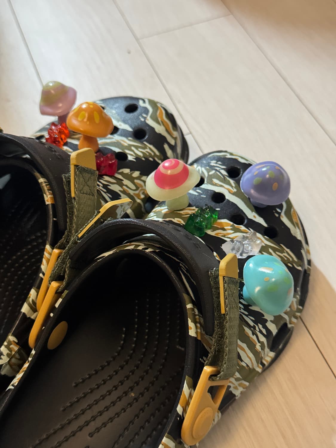 Crocs 크록스 버섯 지비츠 5개 세트  상품이미지2