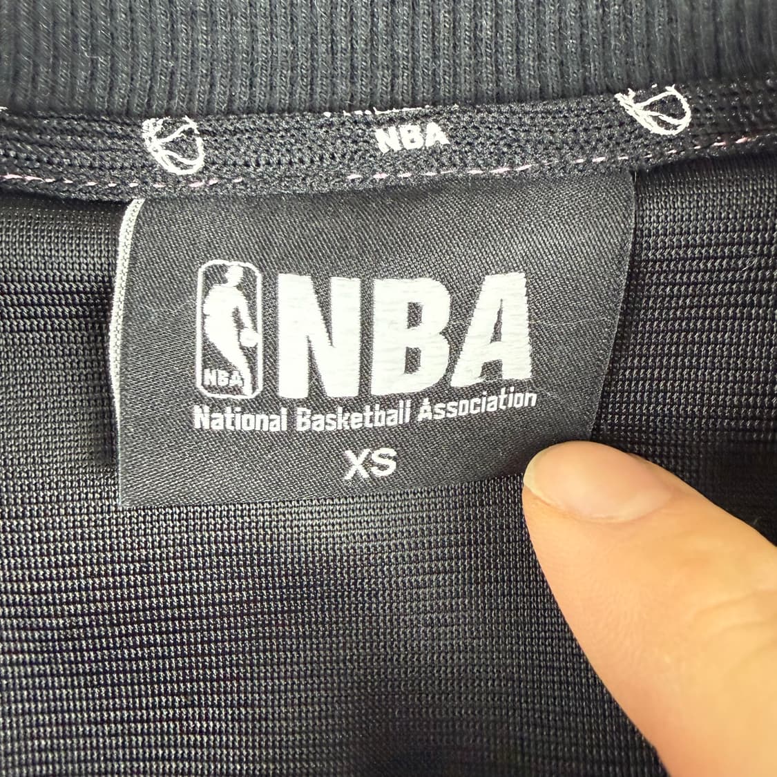 (무료배송)XS) NBA 우먼스 실리콘 와펜 퀄팅 집업 핑크 상품이미지3