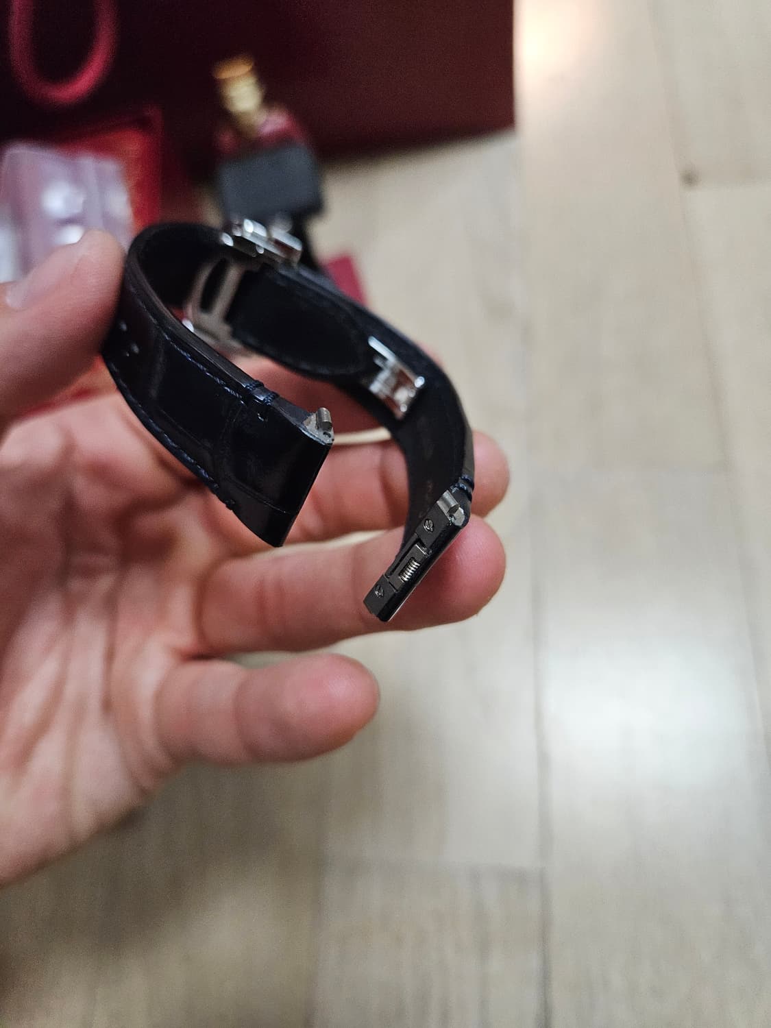 까르띠에 산토스 미디움 베젤 다이아 콤비 상품이미지9