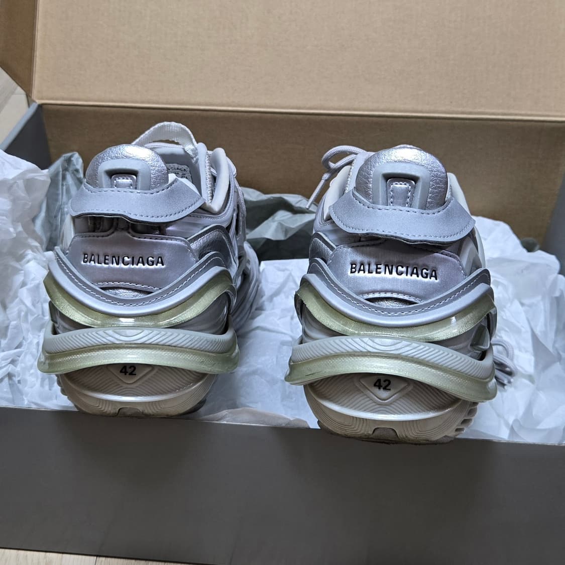 발렌시아가 타이렉스 42 상품이미지4