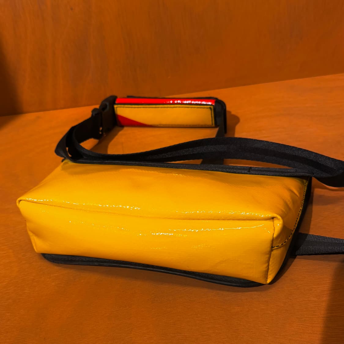 프라이탁 제이미 빨노 상품이미지6