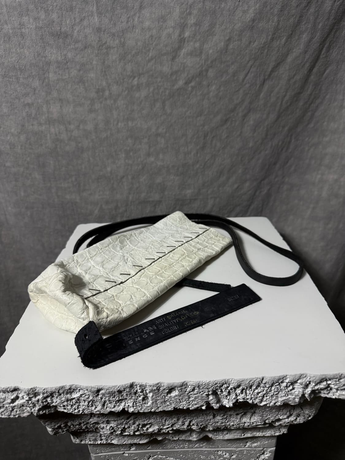 Isaac Sellam Ice Leather Cross Bag 상품이미지9