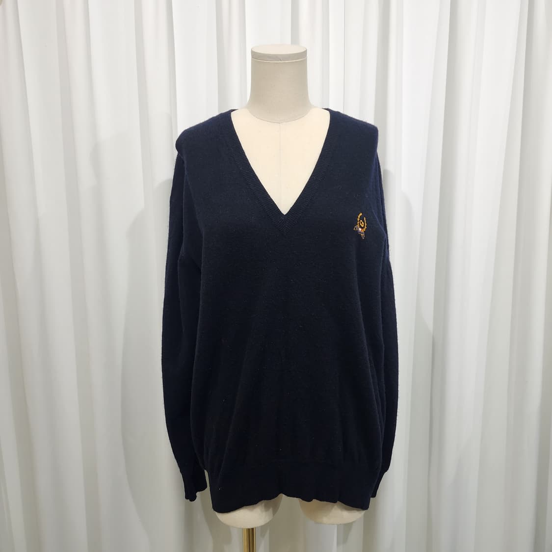 디올(ChristianDior) 브이넥 니트 상품이미지1