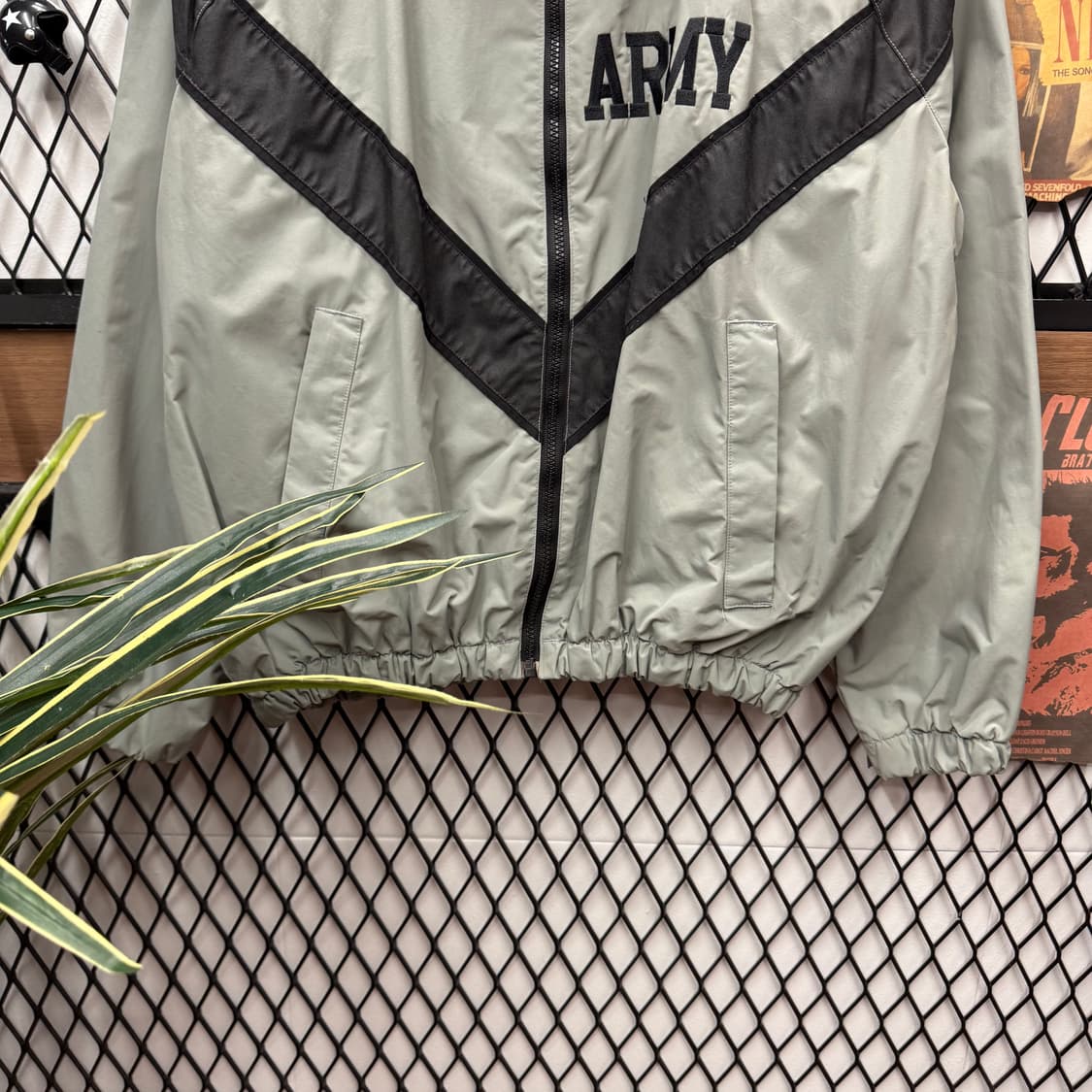 XS/R 90s IPFU 1세대 US ARMY 오리지널 V스카치 바람막이 상품이미지4