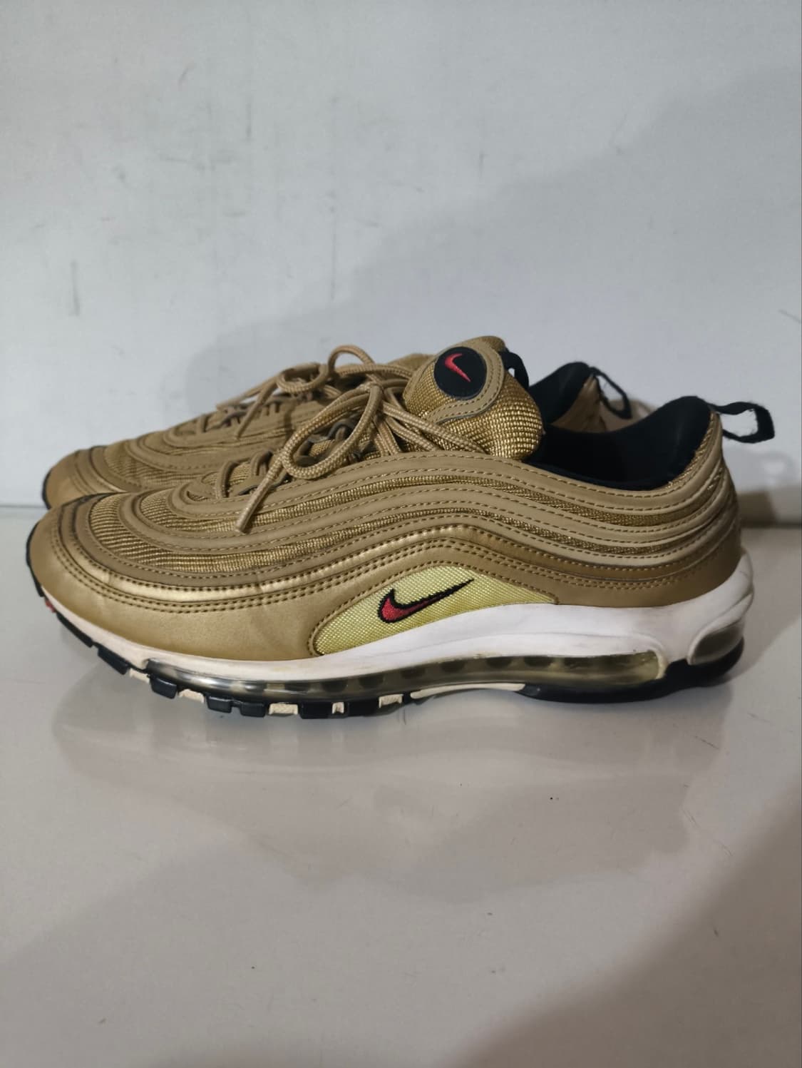 280mm 나이키 에어맥스97 골드 운동화 상품이미지2