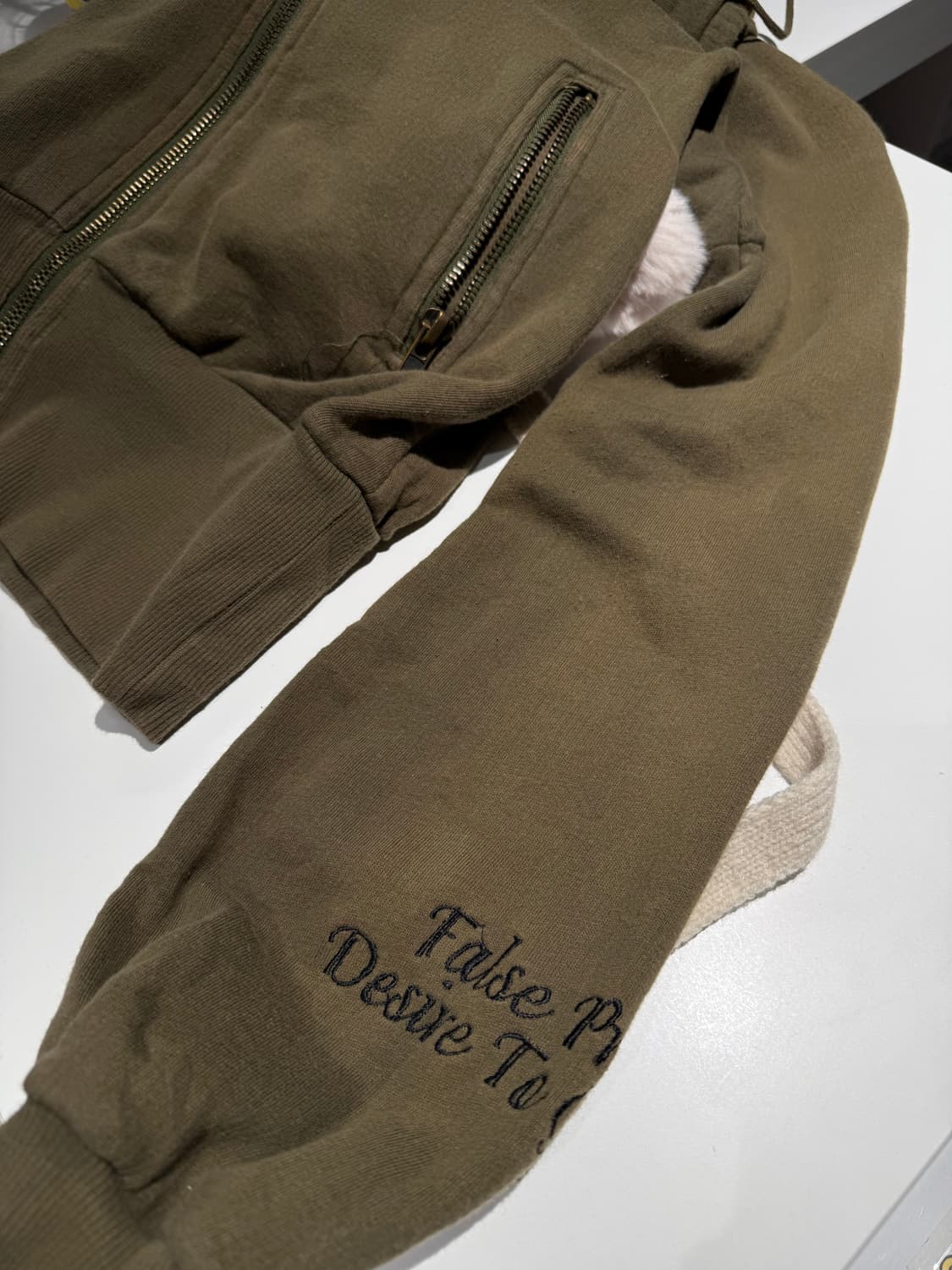 Heaven and Earth wide collar zip-up  상품이미지9