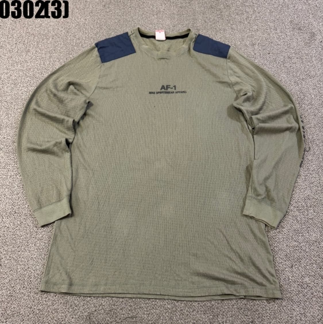 나이키 긴팔티셔츠 상품이미지1