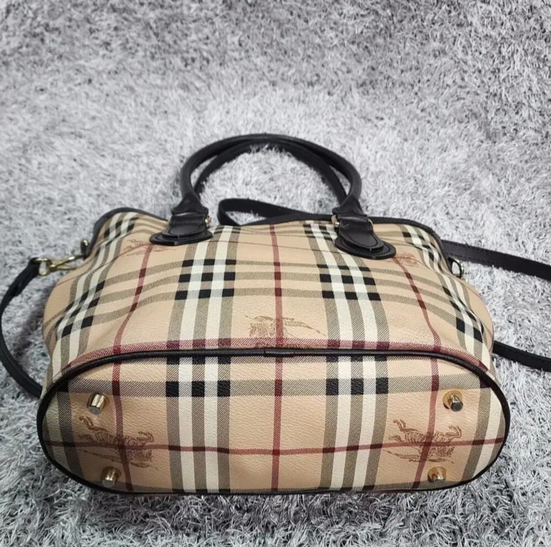 버버리 헤이마켓 체크 토트백 숄더백 상품이미지3