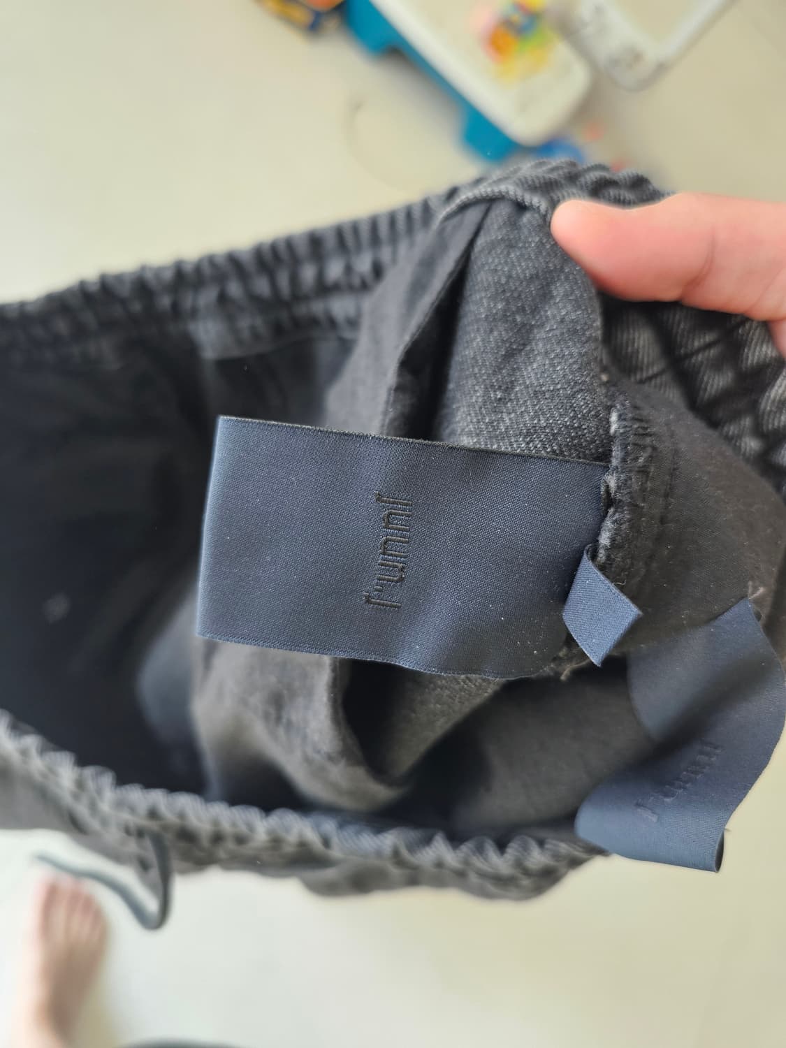 준지 블랙 디테일 트랙 조거  52사이즈  상품이미지3