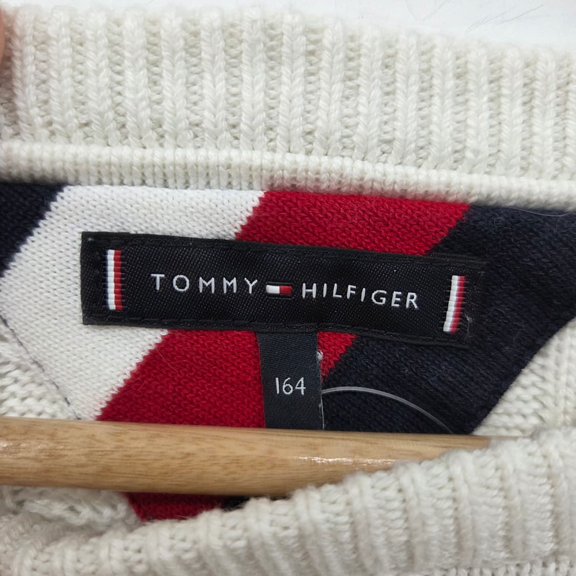 타미힐피거 화이트 케이블 니트 스웨터 여m 상품이미지4