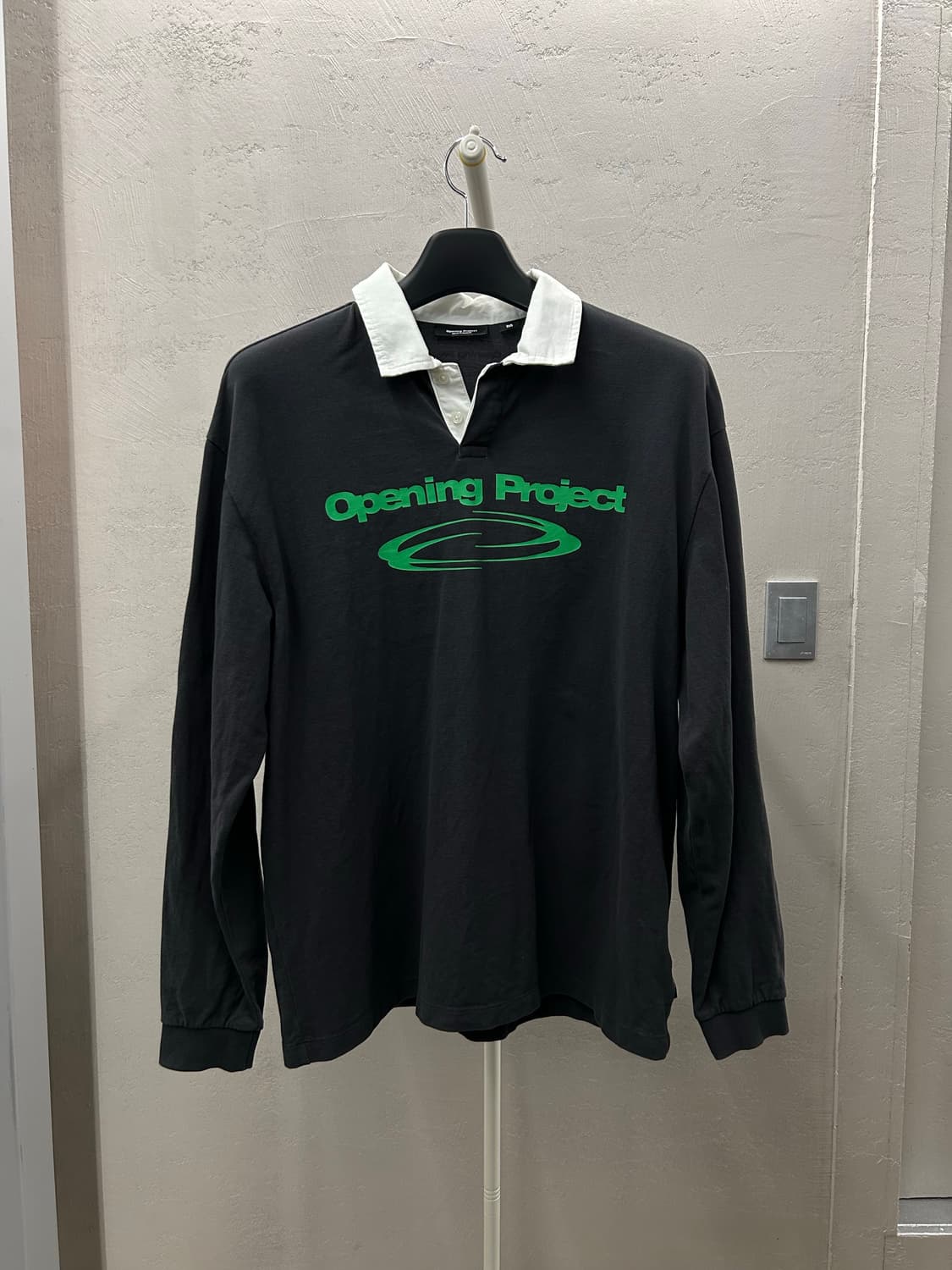 오프닝프로젝트 블랙 럭비 긴팔티셔츠 상품이미지2