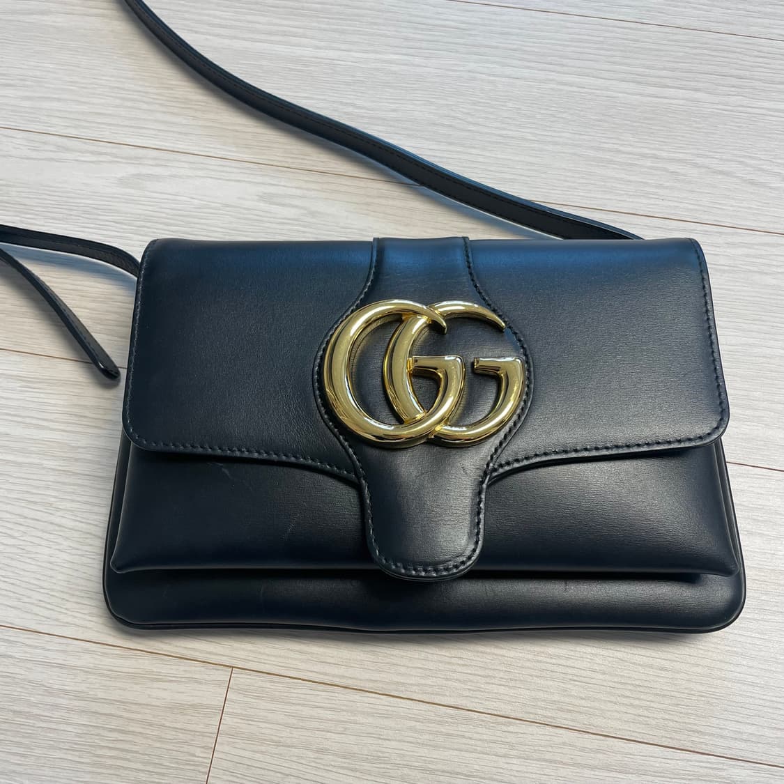 구찌 알리 마몬트 스몰 숄더백 가방 크로스백 상품이미지2