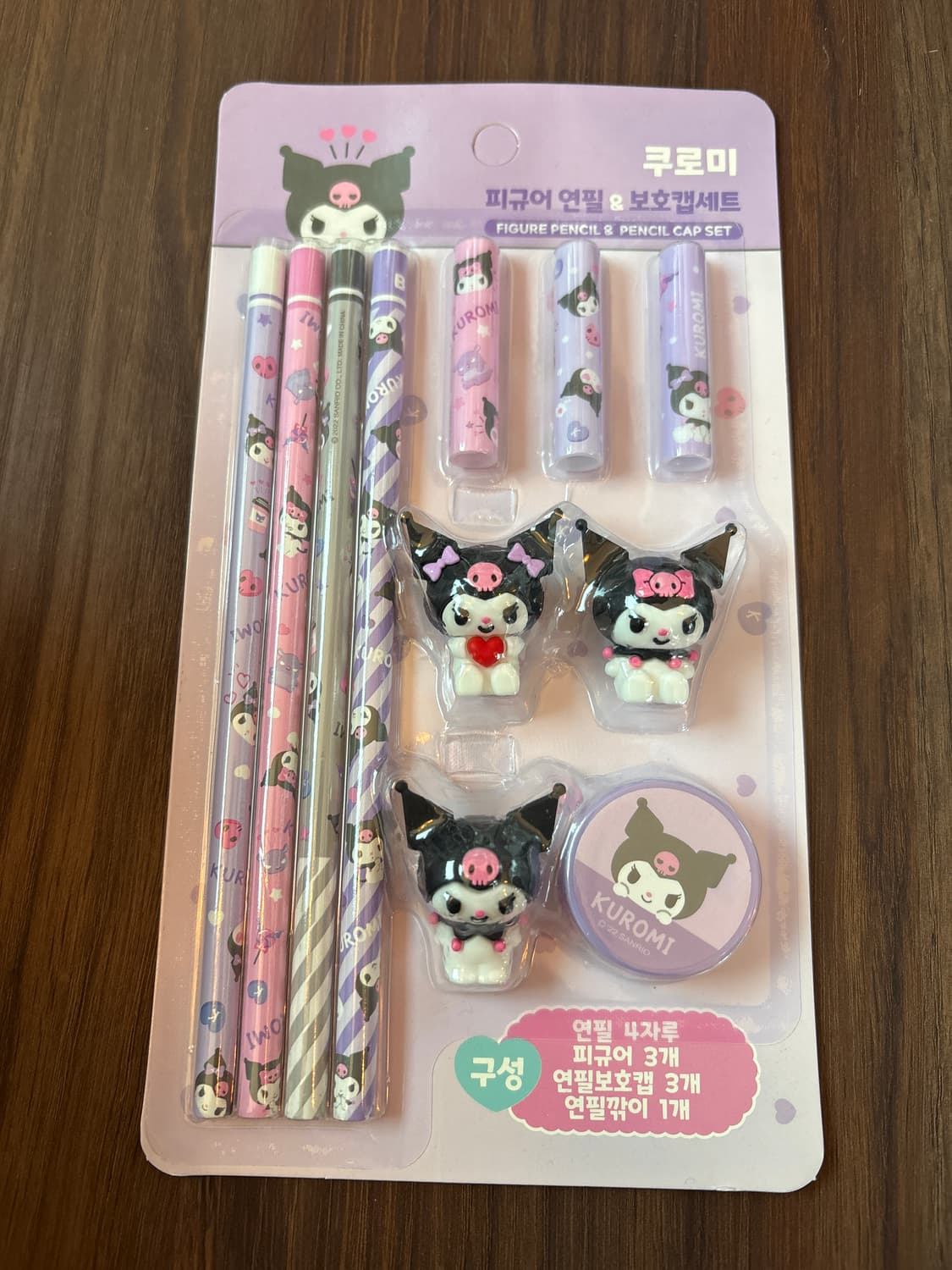 쿠로미 피규어 연필&보호캡 세트 상품이미지1