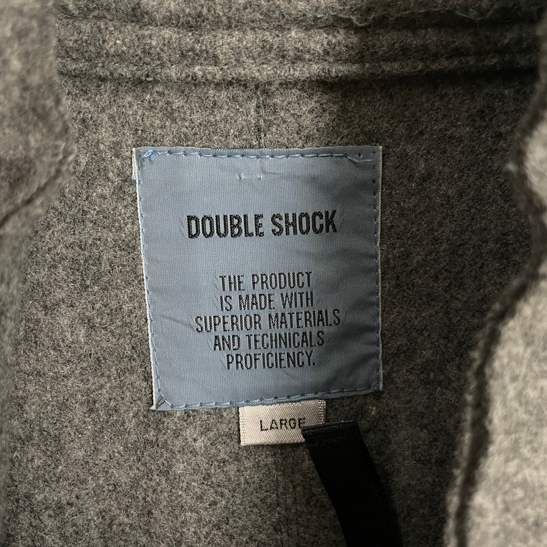 Double shock 라인 디테일 하이넥 울 코트 상품이미지5