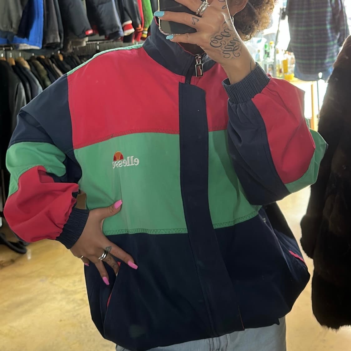 엘레쎄 올드스쿨 배색 바람막이 상품이미지3