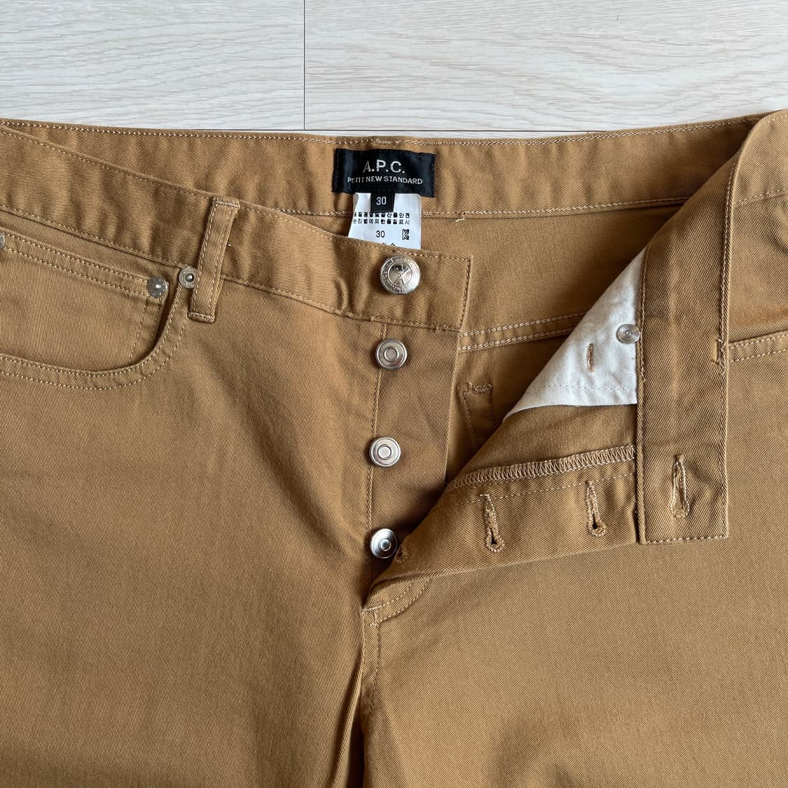 [새상품] (30) A.P.C. 아페쎄 쁘띠 뉴 스탠다드 치노 면바지 상품이미지3