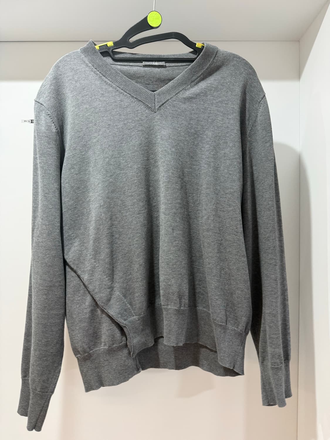 누마레 ee 브이넥 니트 상품이미지2