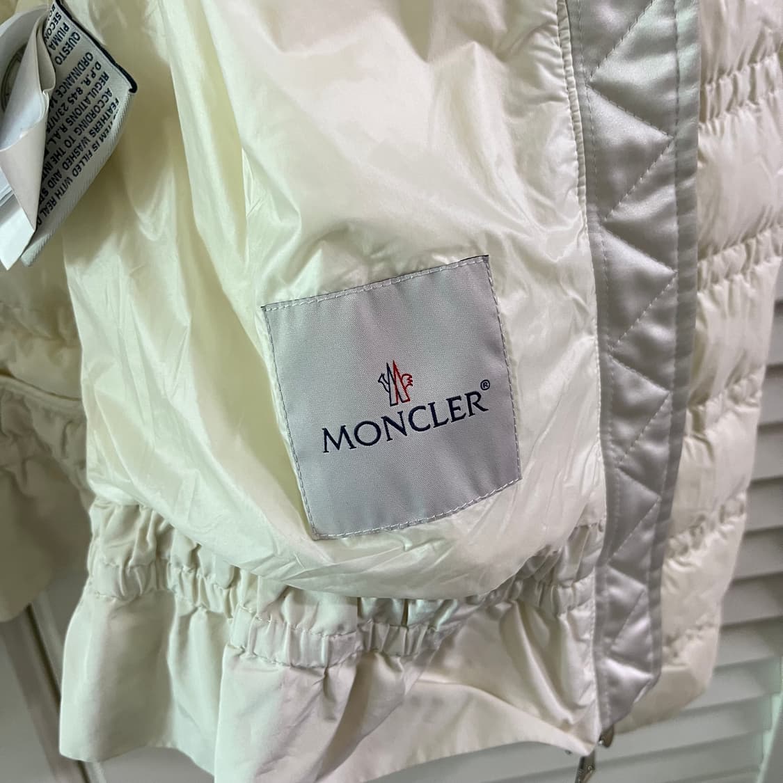 몽클레어 moncler 레이스 2-Way 경량 패딩 상품이미지6