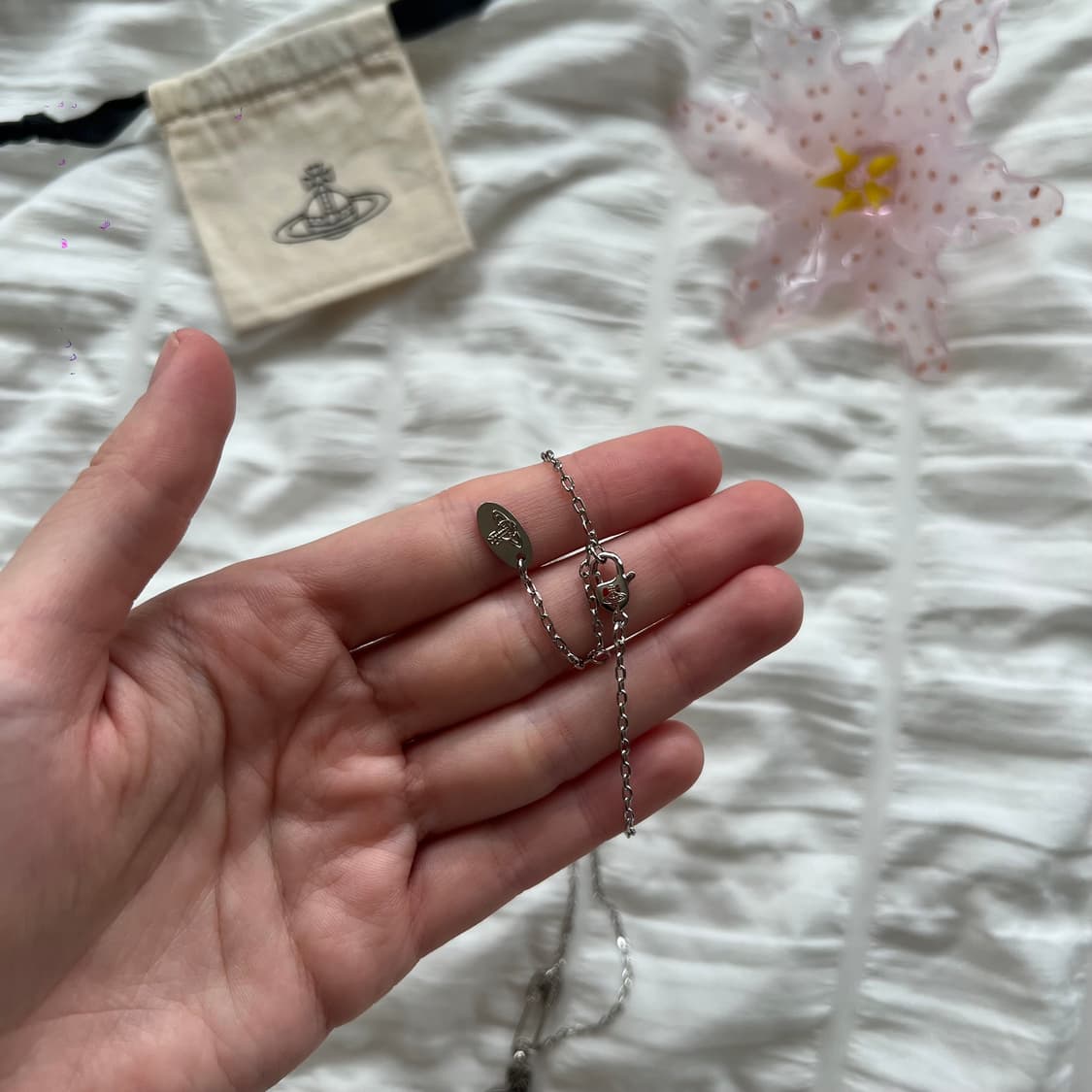 비비안웨스트우드 세이프티 핀 펜던트 목걸이 상품이미지9