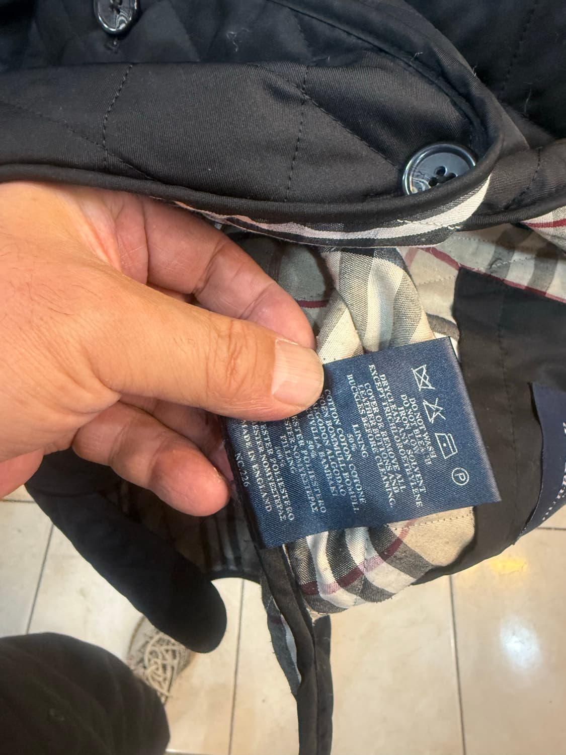 10/66-77 정품 버버리 누빔자켓 팝니다 상품이미지6