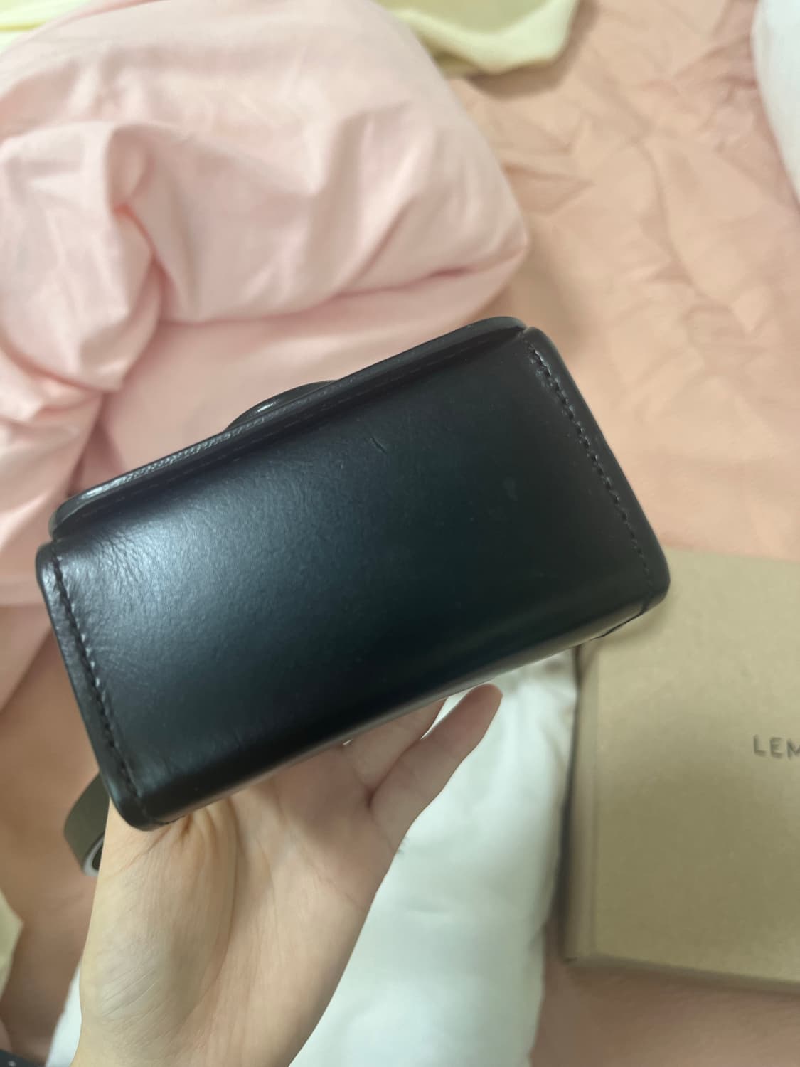 르메르 카메라백 미니 상품이미지4