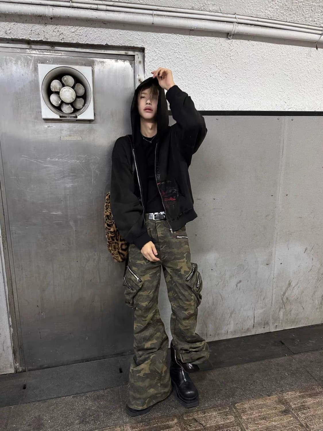 Shadow Crest Wide Camo Pants 상품이미지4