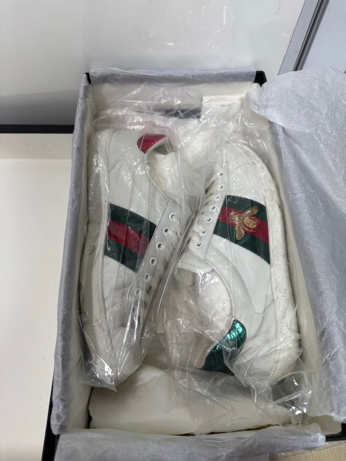 구찌 벌꿀 자수 스니커즈 상품이미지1