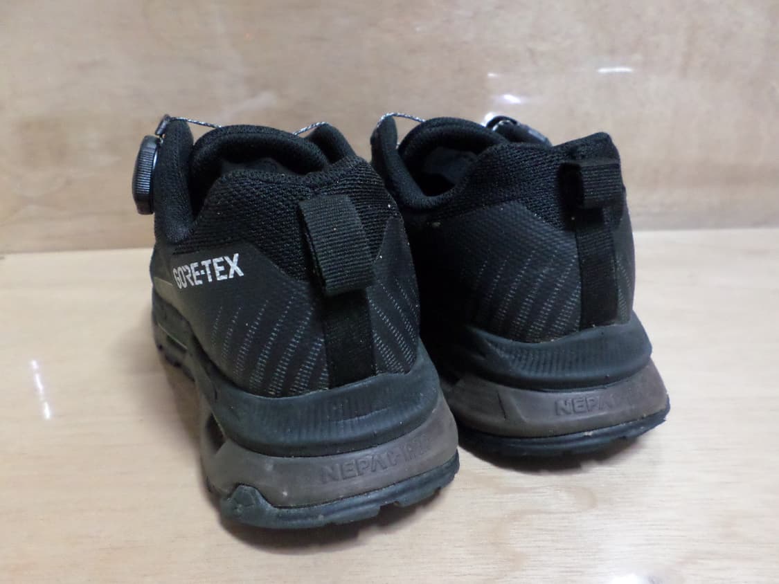 후루룩구제 235 네파 하이플로우 GTX 인빈서블 고어텍스 보아 트레킹화 상품이미지6