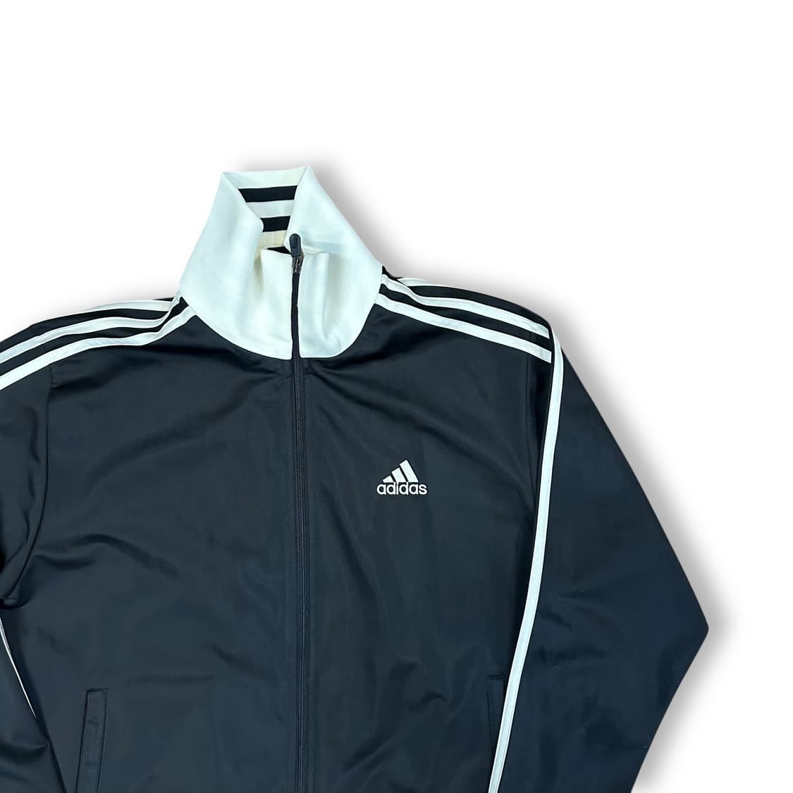 아디다스 검흰 트랙탑 상품이미지2