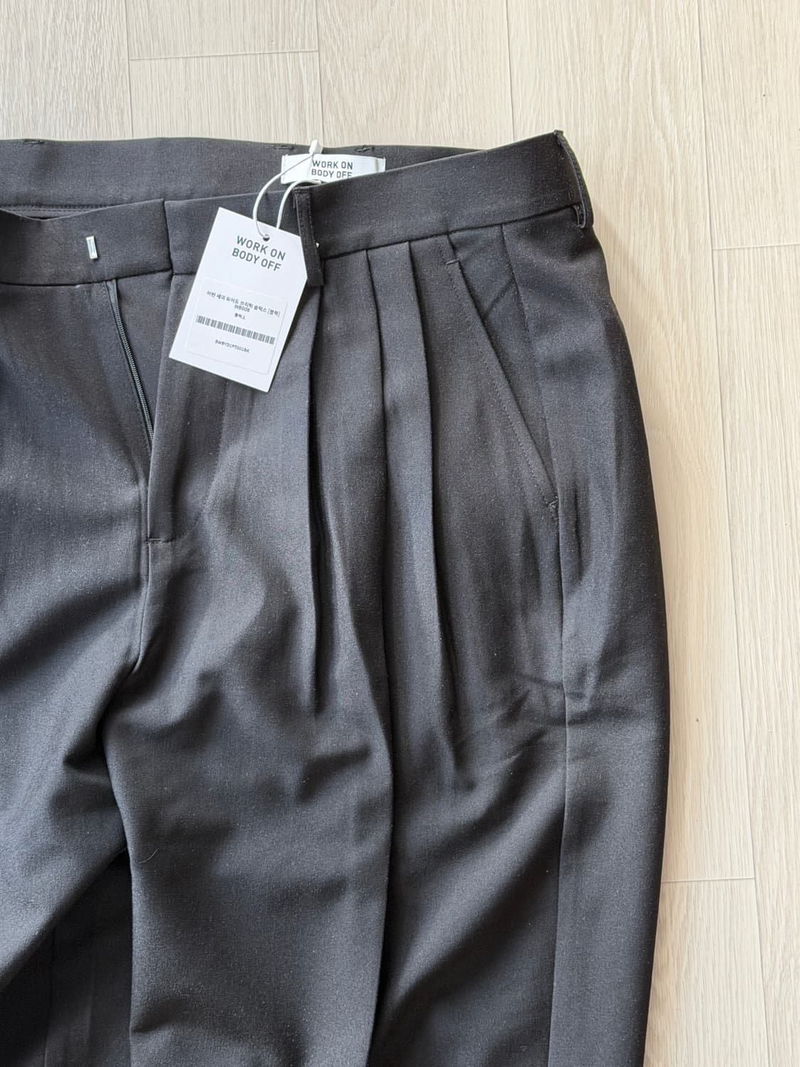 워크온바디오프 쓰리턱 슬랙스 상품이미지3