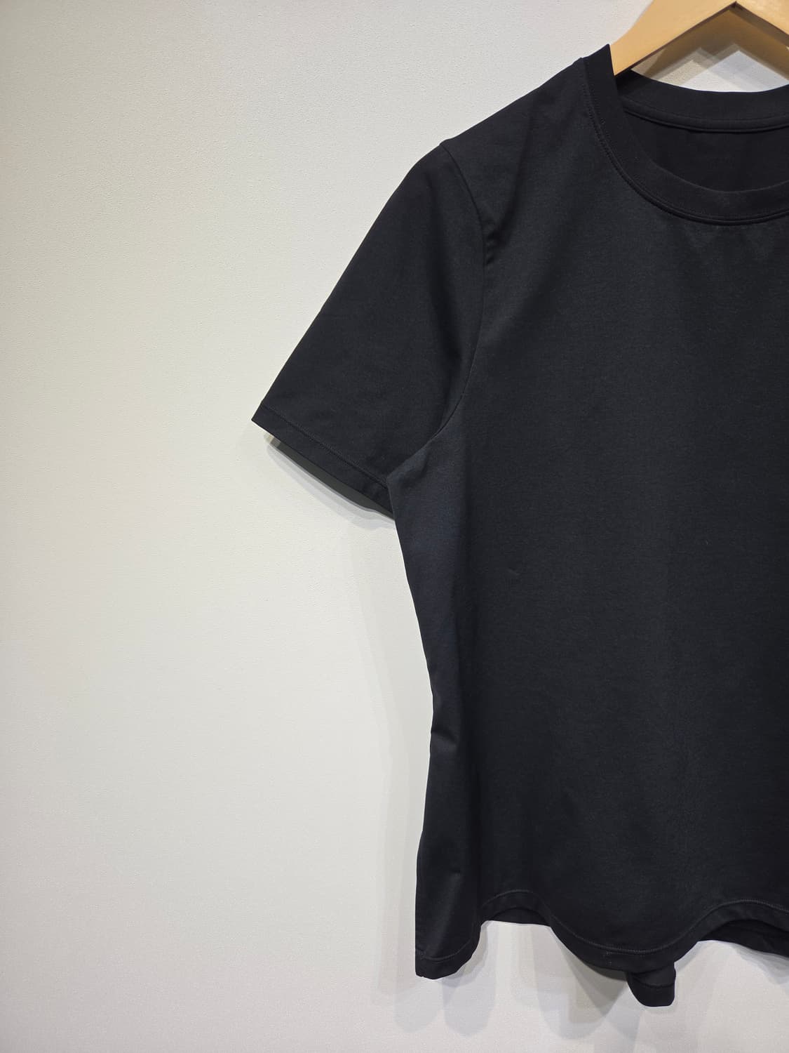 안다르(andar) 기능성 베이직 숏슬리브 블랙 상품이미지4