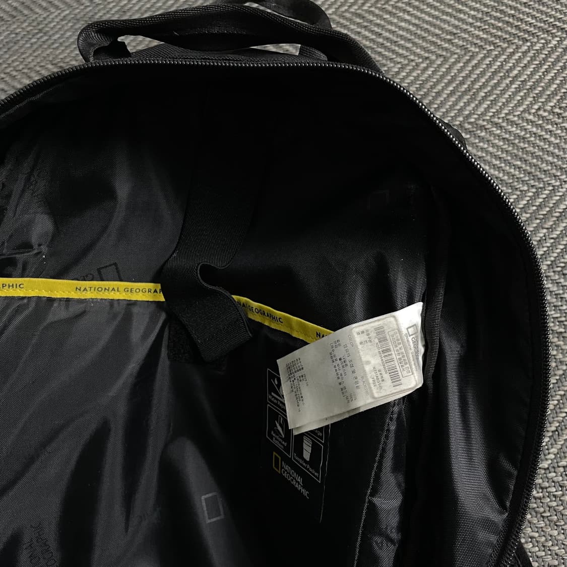 내셔널지오그래픽 스트링 멀티 백팩 블랙 y 4958 상품이미지5