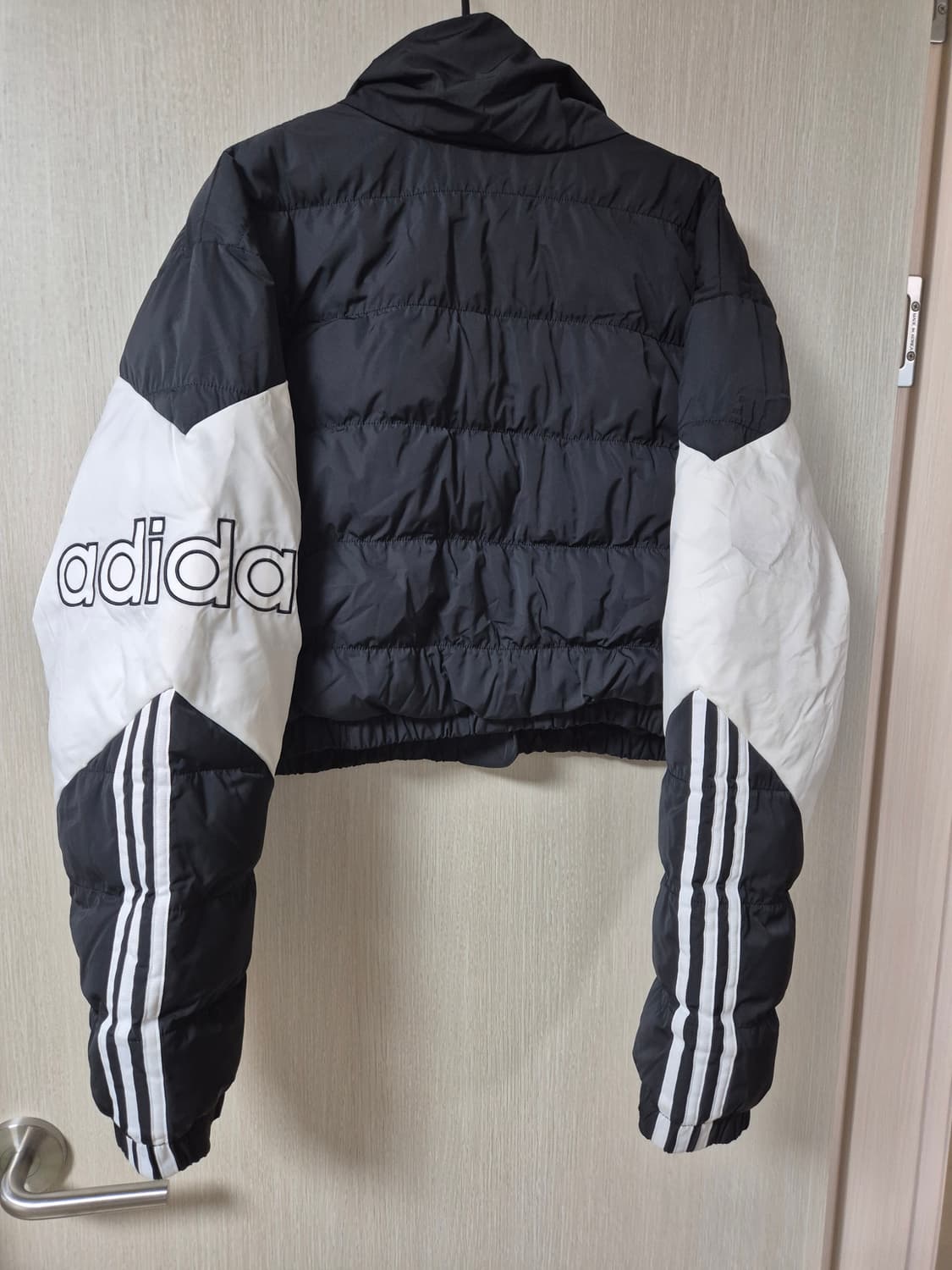 아디다스 제니 패딩 크롭 숏패딩 푸퍼 다운 자켓 블랙 상품이미지7