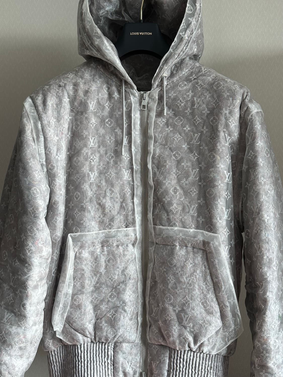 루이비통 오간자 패디드 실크 점퍼 52(105-110) 국내판 상품이미지1