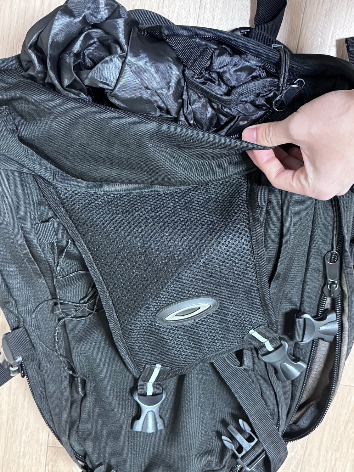 오클리 00s 소프트웨어 백팩 상품이미지6