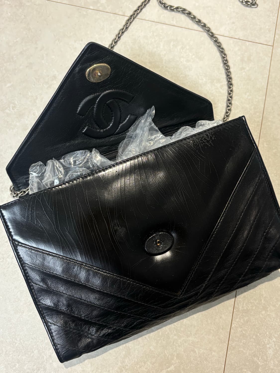 정품 샤넬 빈티지 쉐브론 블랙 체인백 3번대 상품이미지3